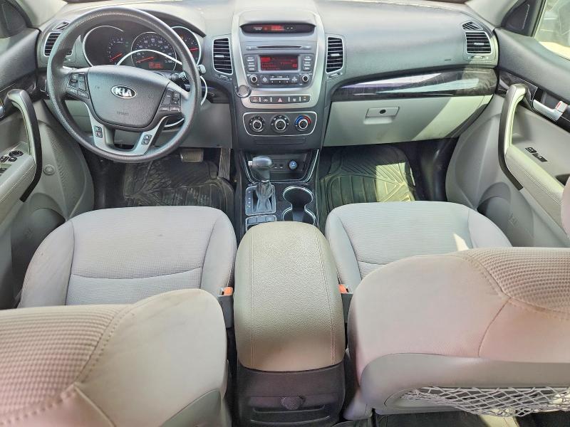 Продажа на аукционе авто 2015 Kia Sorento, vin: 5XYKT4A77FG621015, номер лота: 49677756