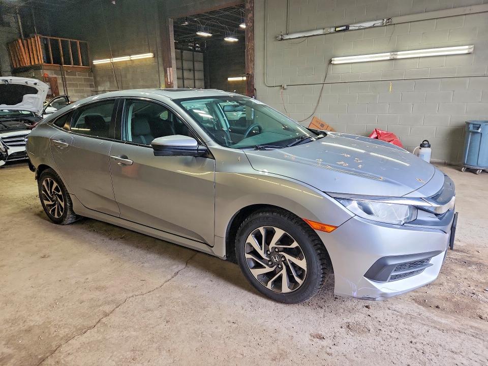 Продажа на аукционе авто 2018 Honda Civic, vin: 19XFC2F7XJE203133, номер лота: 50649236