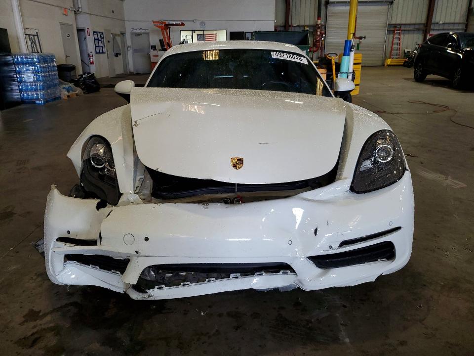 49218046 :رقم المزاد ، WP0AA2A83JK260173 vin ، 2018 Porsche Cayman مزاد بيع