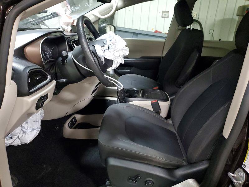 48683136 :رقم المزاد ، 2C4RC1FG8JR104381 vin ، 2018 Chrysler Pacifica مزاد بيع