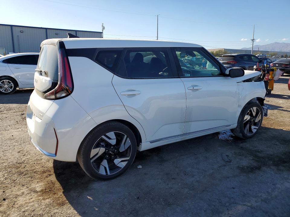 Продаж на аукціоні авто 2025 Kia Soul, vin: KNDJ53AU4S7954611, номер лоту: 48695686