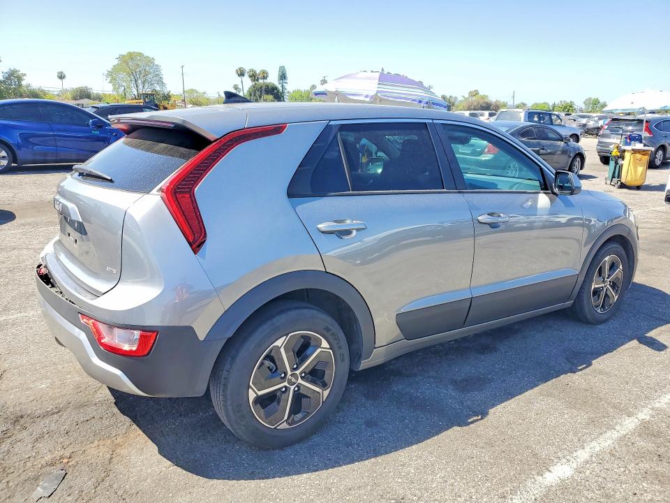 Продаж на аукціоні авто 2023 Kia Niro, vin: KNDCP3LE2P5065253, номер лоту: 51199756