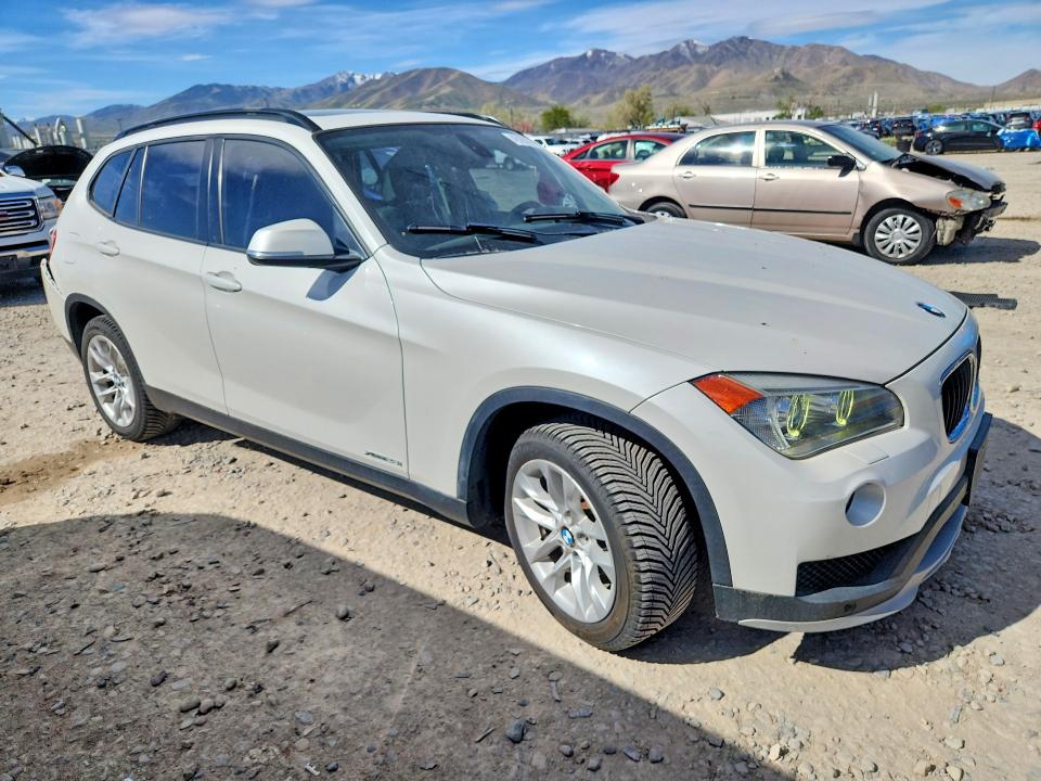 2015 Bmw X1 მანქანა იყიდება აუქციონზე, vin: WBAVL1C58FVY39364, აუქციონის ნომერი: 49290976
