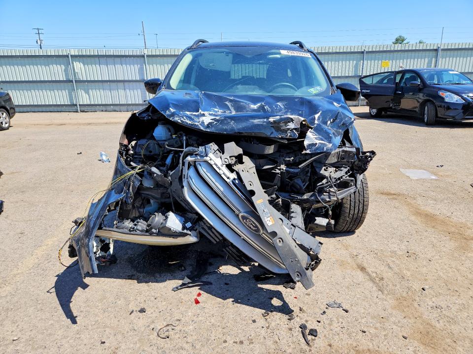 2017 Ford Escape მანქანა იყიდება აუქციონზე, vin: 1FMCU9GD6HUA08232, აუქციონის ნომერი: 49839926