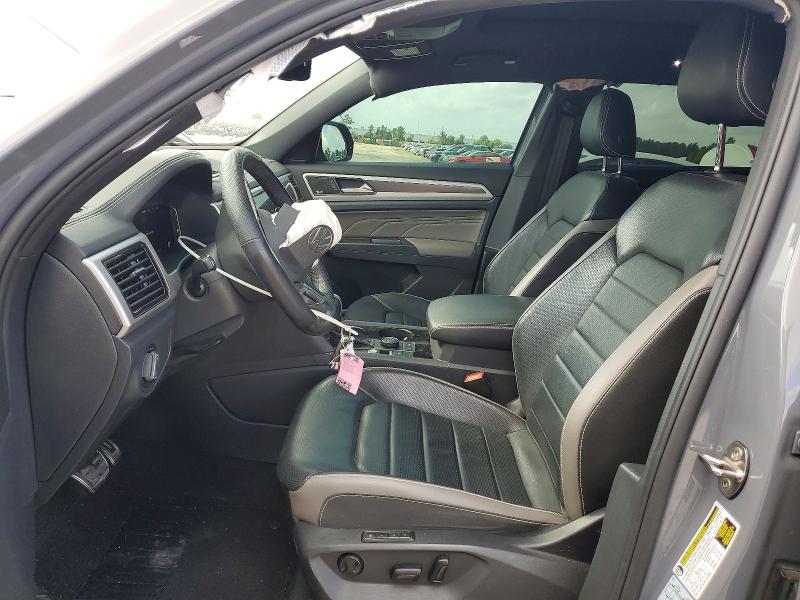 2021 Volkswagen Atlas Cross Sport მანქანა იყიდება აუქციონზე, vin: 1V2FE2CA1MC218866, აუქციონის ნომერი: 49829306