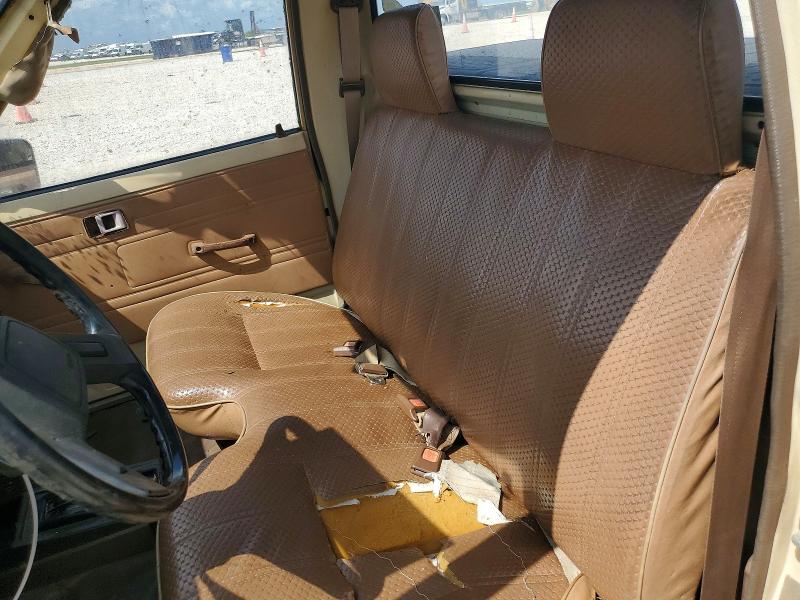 Продажа на аукционе авто 1984 Toyota Pickup, vin: JT4RN55R9E0046284, номер лота: 49745796