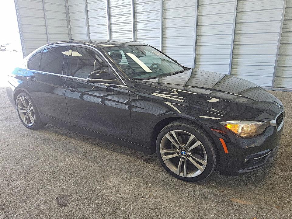 2017 Bmw 330 მანქანა იყიდება აუქციონზე, vin: WBA8B9G56HNU48533, აუქციონის ნომერი: 48544436