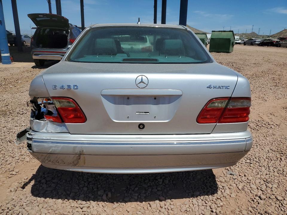 2001 Mercedes-benz E მანქანა იყიდება აუქციონზე, vin: WDBJF83J41X051899, აუქციონის ნომერი: 48152606