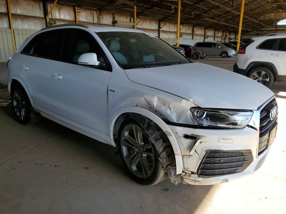49674326 :رقم المزاد ، WA1ECCFS6JR009980 vin ، 2018 Audi Q3 مزاد بيع