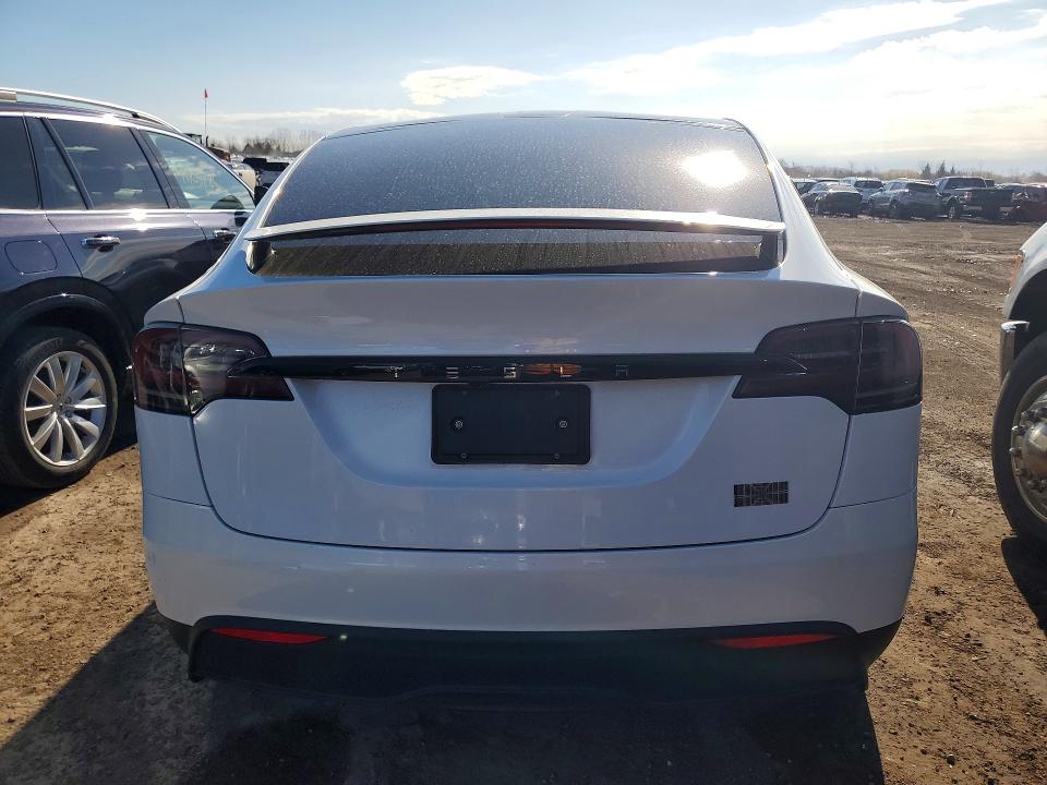 2025 Tesla Model X მანქანა იყიდება აუქციონზე, vin: 7SAXCBE63SF465376, აუქციონის ნომერი: 49022256