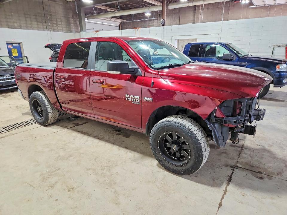 48665876 :رقم المزاد ، 1C6RR7LT9KS559332 vin ، 2019 Ram 1500 Classic مزاد بيع