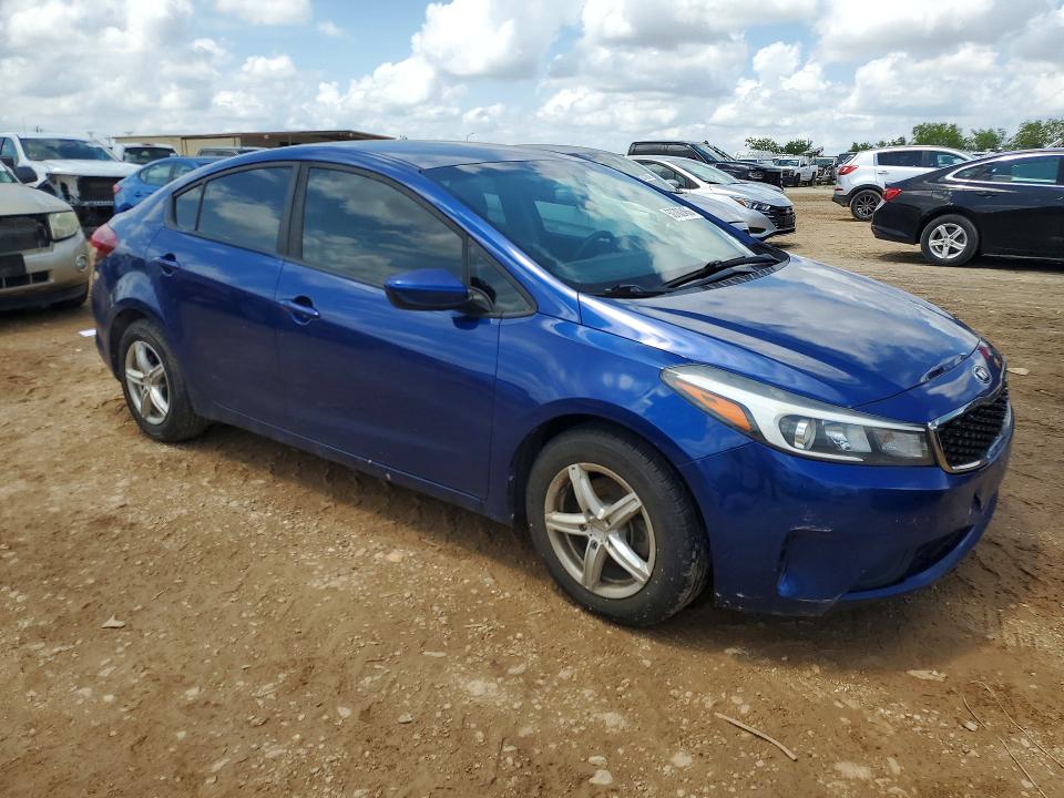 2017 Kia Forte მანქანა იყიდება აუქციონზე, vin: 3KPFK4A76HE136143, აუქციონის ნომერი: 50702466