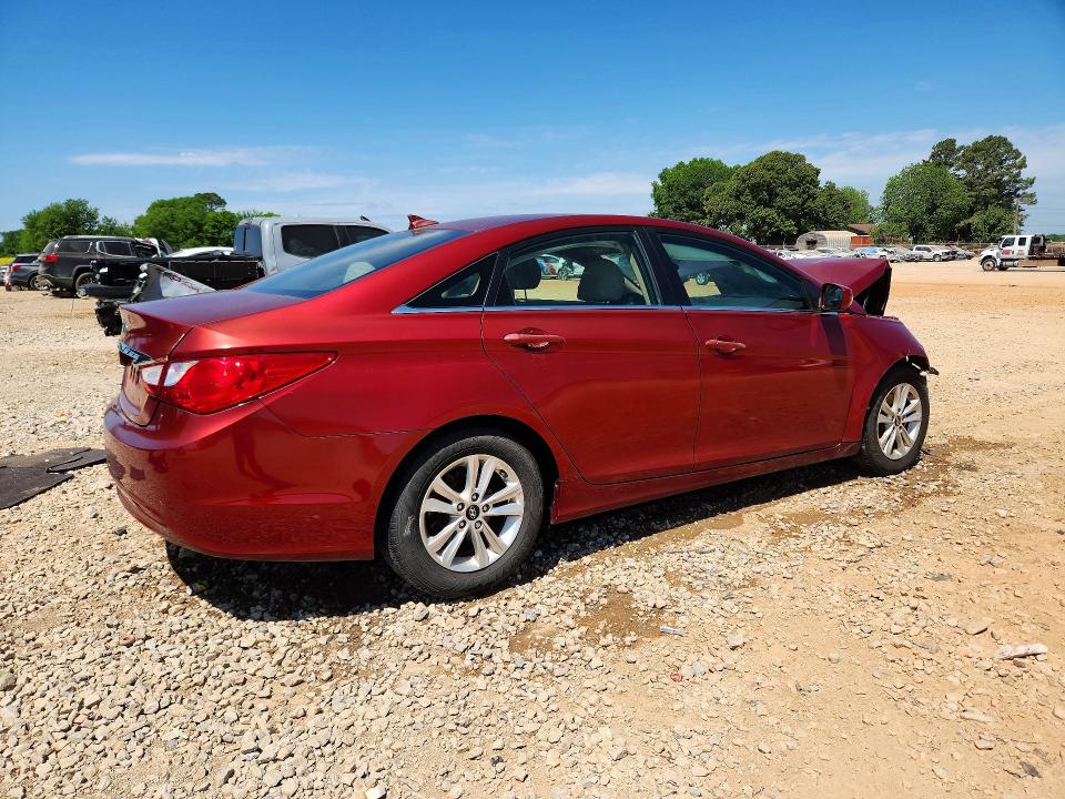 50239916 :رقم المزاد ، 5NPEB4AC3DH744362 vin ، 2013 Hyundai Sonata مزاد بيع
