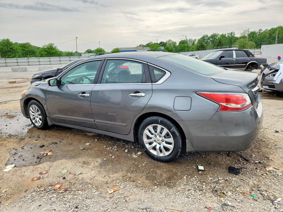 2015 Nissan Altima მანქანა იყიდება აუქციონზე, vin: 1N4AL3AP0FN878392, აუქციონის ნომერი: 51284926