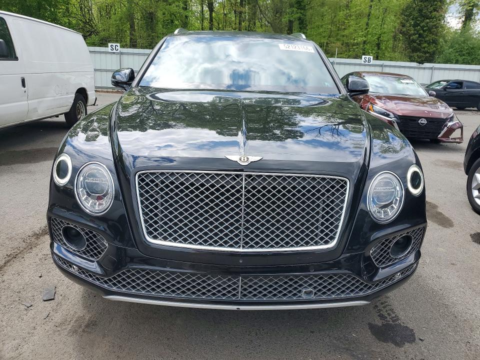 2019 Bentley Bentayga მანქანა იყიდება აუქციონზე, vin: SJAAM2ZV1KC026743, აუქციონის ნომერი: 52123166