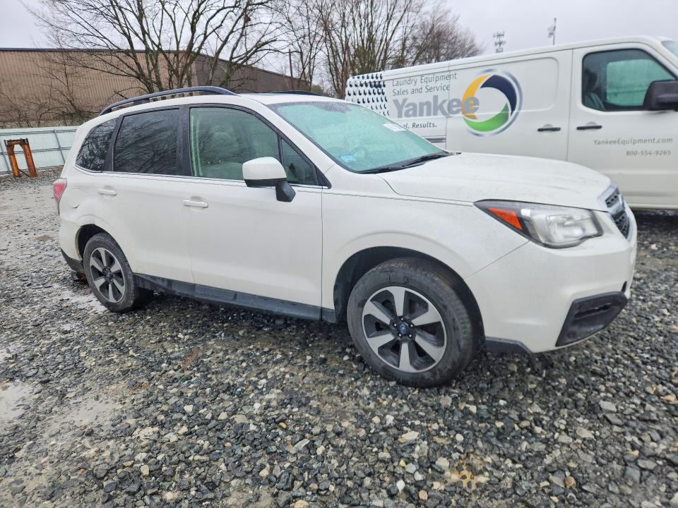 2017 Subaru Forester მანქანა იყიდება აუქციონზე, vin: JF2SJAJC1HH535115, აუქციონის ნომერი: 48311696