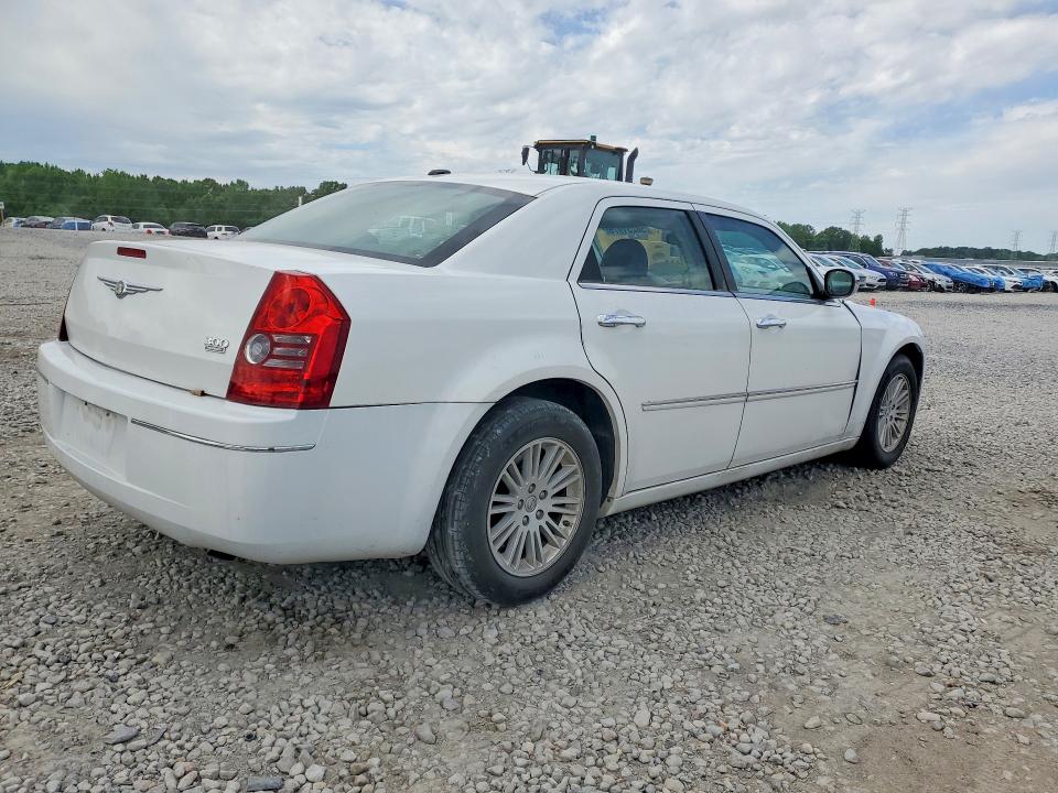2010 Chrysler 300 მანქანა იყიდება აუქციონზე, vin: 2C3CA5CVXAH326520, აუქციონის ნომერი: 50231976