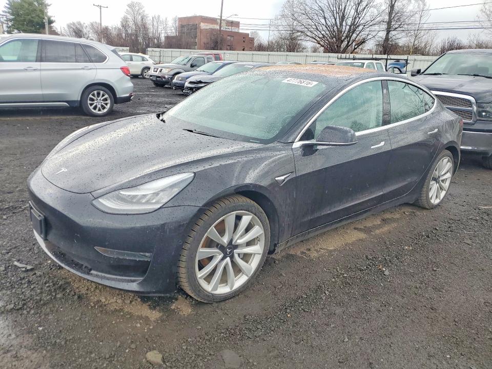 2018 Tesla Model 3 მანქანა იყიდება აუქციონზე, vin: 5YJ3E1EB2JF071816, აუქციონის ნომერი: 47776816