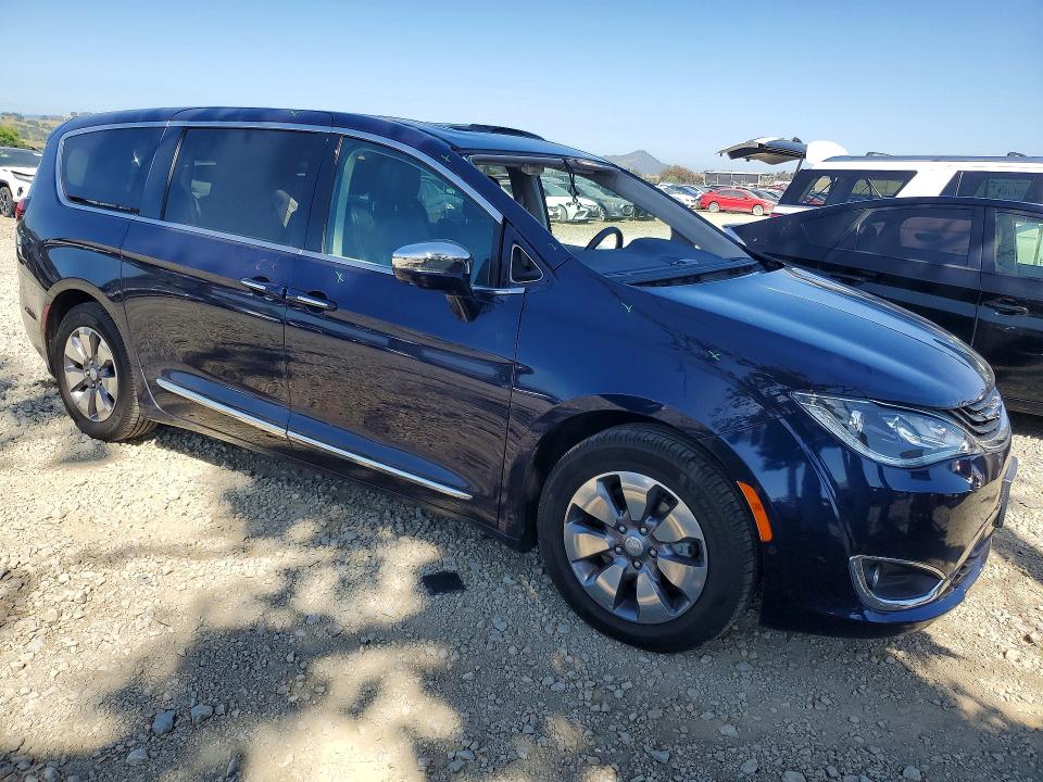 2018 Chrysler Pacifica მანქანა იყიდება აუქციონზე, vin: 2C4RC1N77JR229762, აუქციონის ნომერი: 51345776