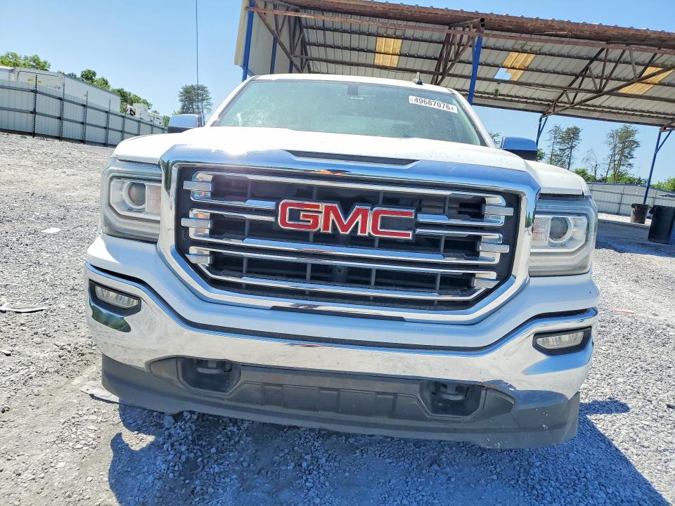 49687076 :رقم المزاد ، 3GTU2NEC4JG215888 vin ، 2018 Gmc Sierra مزاد بيع