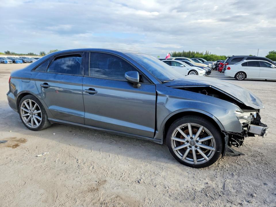 2015 Audi A3 მანქანა იყიდება აუქციონზე, vin: WAUACGFF7F1078307, აუქციონის ნომერი: 51279256
