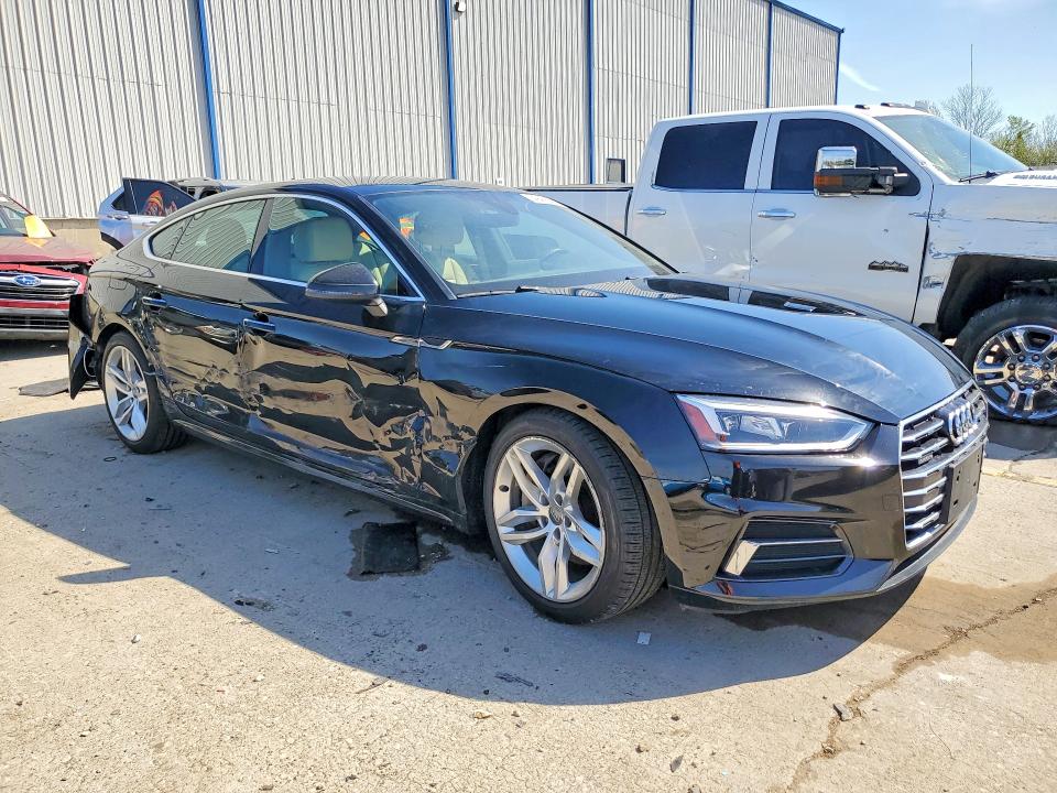 Продаж на аукціоні авто 2019 Audi A5, vin: WAUANCF55KA056570, номер лоту: 49466336