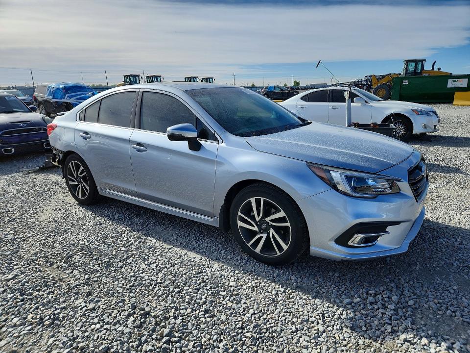 49641106 :رقم المزاد ، 4S3BNAR66J3033317 vin ، 2018 Subaru Legacy مزاد بيع
