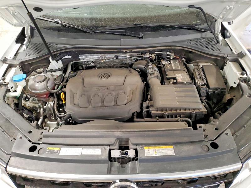 Продажа на аукционе авто 2021 Volkswagen Tiguan, vin: 3VV2B7AX9MM095752, номер лота: 51292476