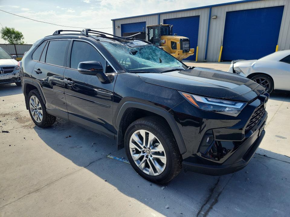 50086046 :رقم المزاد ، 2T3C1RFV4SW422479 vin ، 2025 Toyota Rav4 مزاد بيع