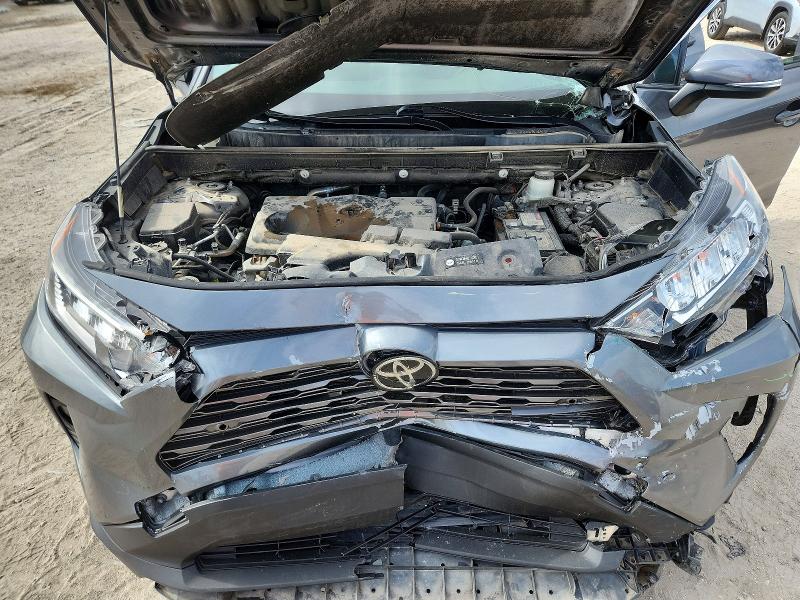 50650016 :رقم المزاد ، 2T3W1RFV6MC137767 vin ، 2021 Toyota Rav4 مزاد بيع