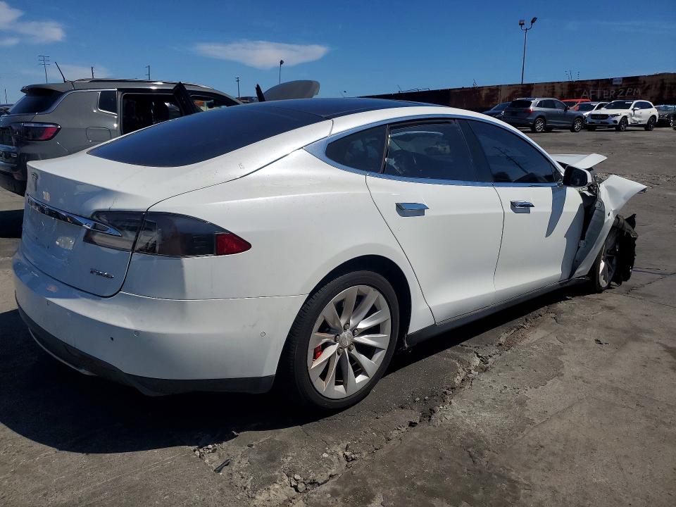 2016 Tesla Model S მანქანა იყიდება აუქციონზე, vin: 5YJSA1E40GF134171, აუქციონის ნომერი: 49687006