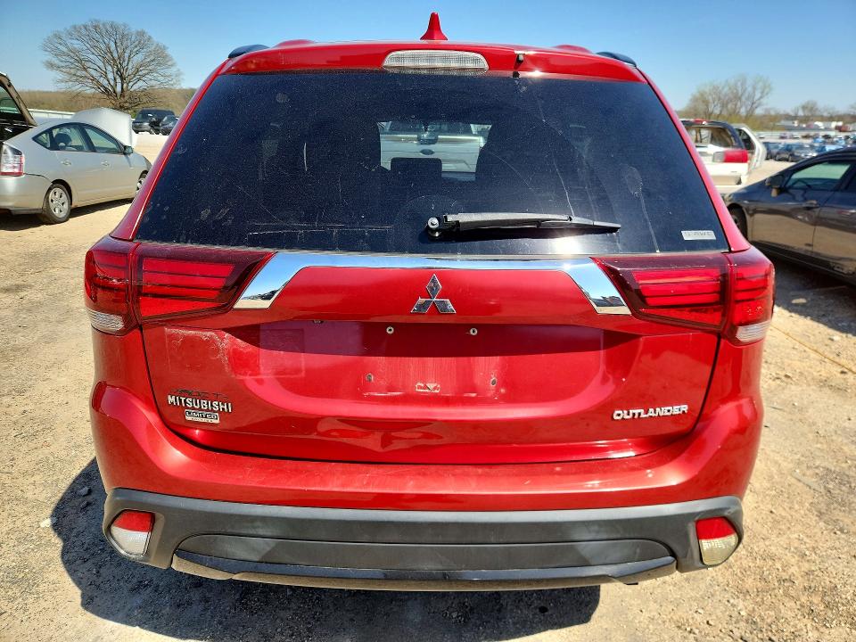 50848116 :رقم المزاد ، JA4AZ3A31JZ064866 vin ، 2018 Mitsubishi Outlander مزاد بيع