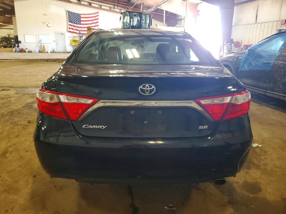 52017546 :رقم المزاد ، 4T1BF1FK2HU299089 vin ، 2017 Toyota Camry مزاد بيع