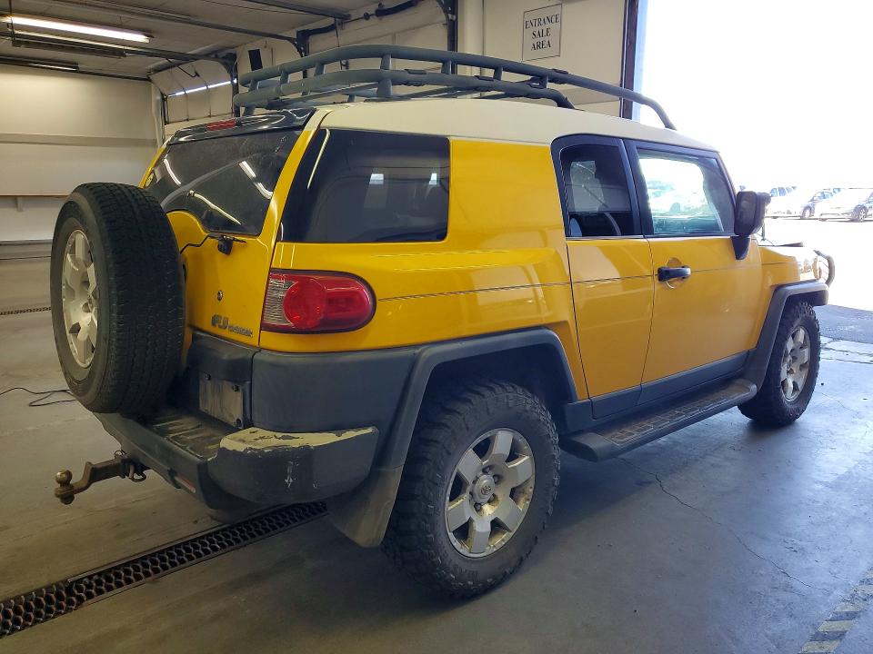 51882566 :رقم المزاد ، JTEZU11F870001455 vin ، 2007 Toyota Fj Cruiser مزاد بيع