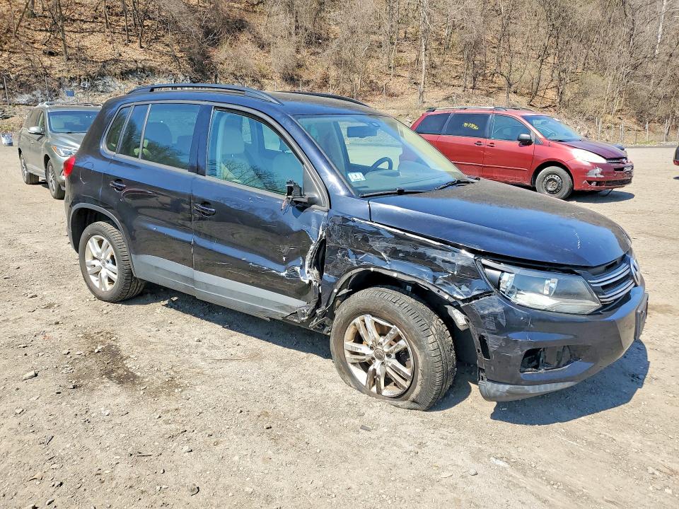 2016 Volkswagen Tiguan მანქანა იყიდება აუქციონზე, vin: WVGBV7AX8GW594208, აუქციონის ნომერი: 49404426