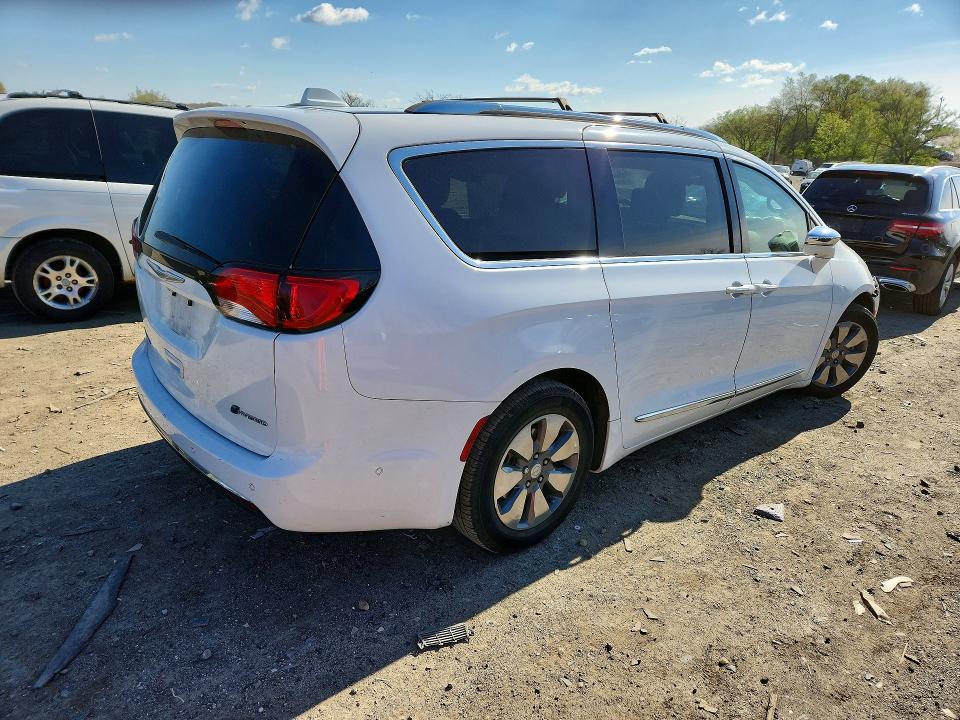 Продажа на аукционе авто 2018 Chrysler Pacifica, vin: 2C4RC1N74JR212806, номер лота: 48996906