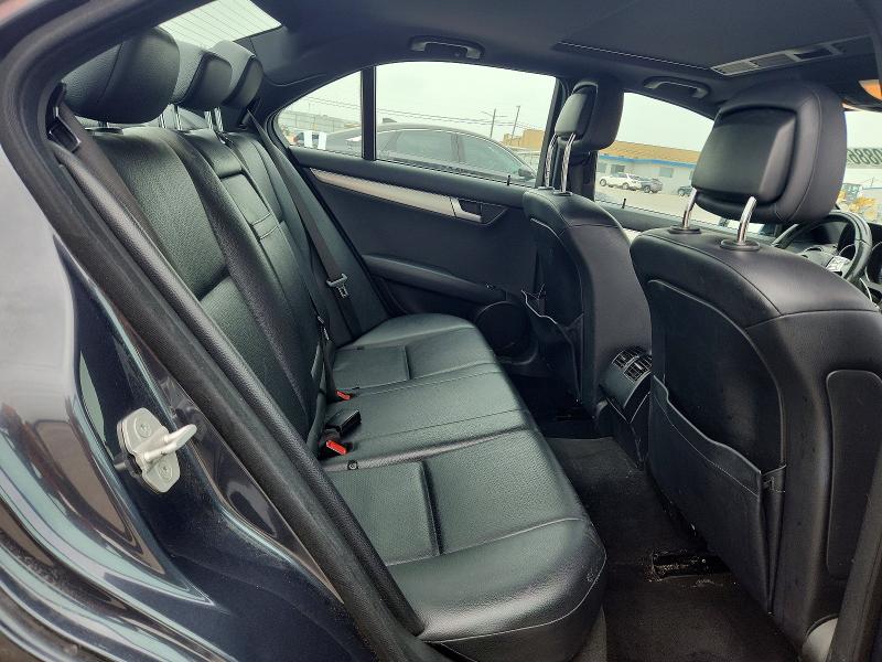 2014 Mercedes Benz C მანქანა იყიდება აუქციონზე, vin: WDDGF8AB6EG235373, აუქციონის ნომერი: 51650886