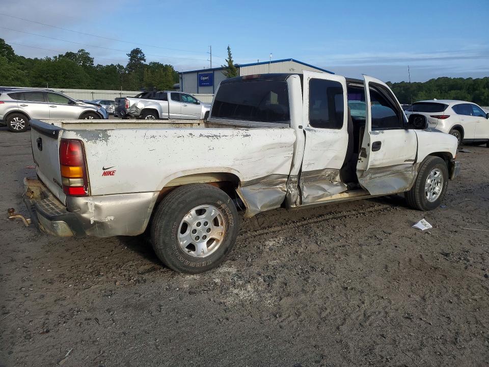 Продажа на аукционе авто 2000 Chevrolet Silverado, vin: 2GCEC19V6Y1109855, номер лота: 51303836
