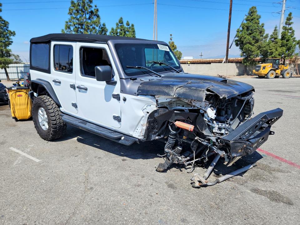 50649396 :رقم المزاد ، 1C4HJXDG4JW252168 vin ، 2018 Jeep Wrangler Unlimited مزاد بيع