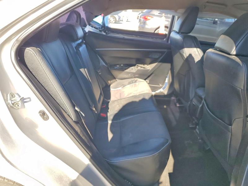 48806936 :رقم المزاد ، 5YFBURHE3FP236786 vin ، 2015 Toyota Corolla مزاد بيع