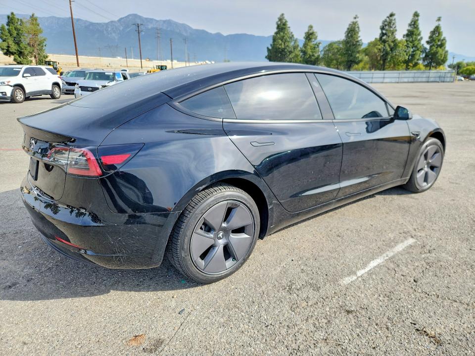 Продажа на аукционе авто 2023 Tesla Model 3, vin: 5YJ3E1EA7PF542214, номер лота: 49295946
