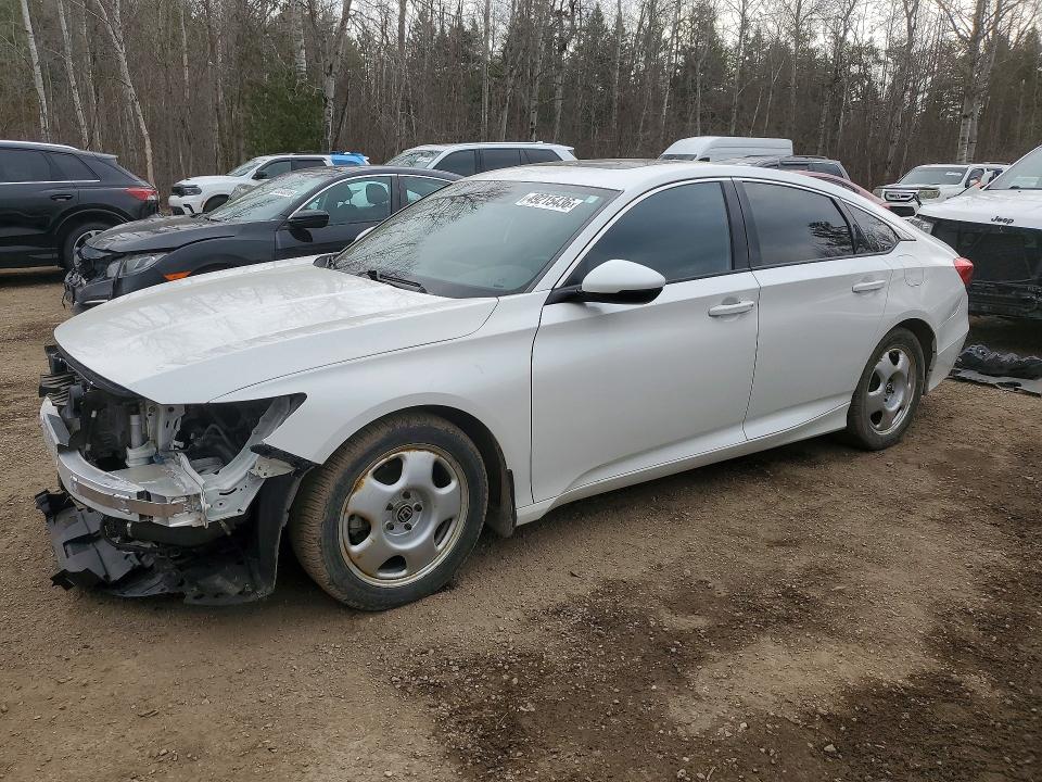 49215436 :رقم المزاد ، 1HGCV1F34JA801369 vin ، 2018 Honda Accord مزاد بيع