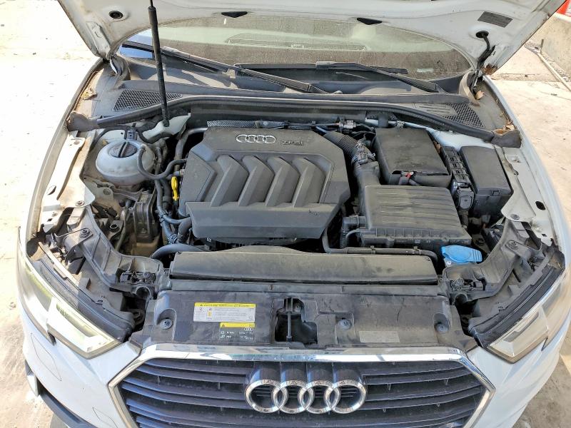 Продаж на аукціоні авто 2017 Audi A3, vin: WAUAUGFF2H1033808, номер лоту: 52128386