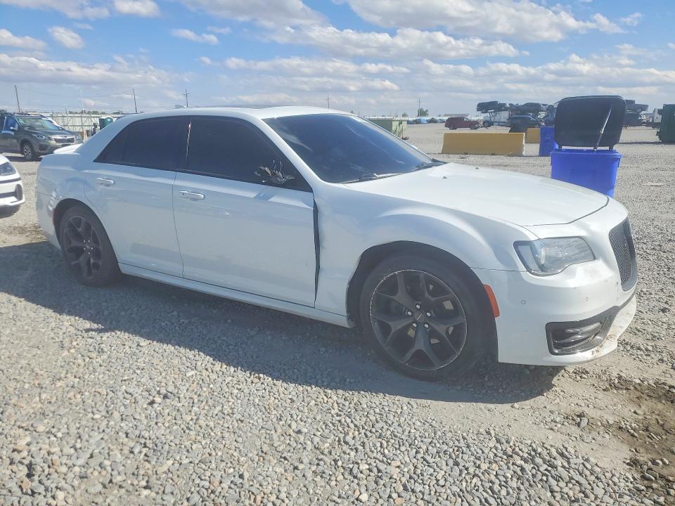 2021 Chrysler 300 მანქანა იყიდება აუქციონზე, vin: 2C3CCABT2MH507019, აუქციონის ნომერი: 51556406