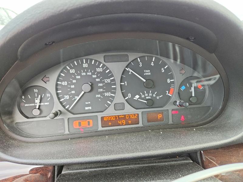 51173456 :رقم المزاد ، WBAAZ33474KP84811 vin ، 2004 Bmw 325 مزاد بيع