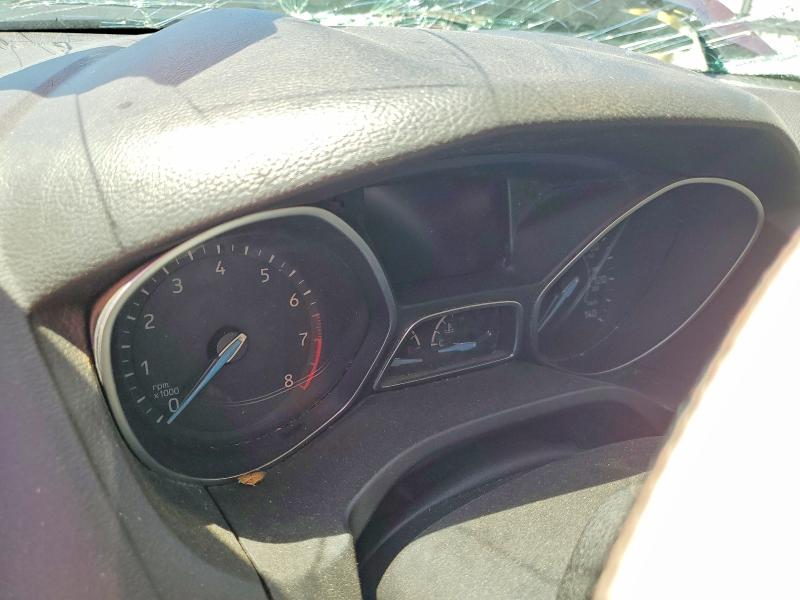 48919296 :رقم المزاد ، 1FADP3K22HL231639 vin ، 2017 Ford Focus مزاد بيع