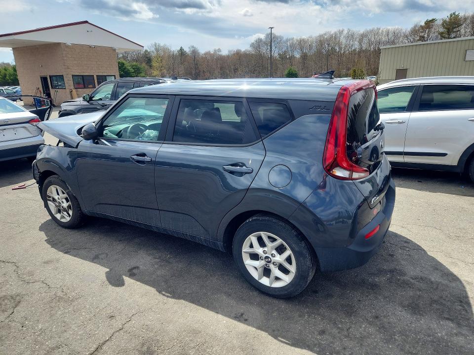 2021 Kia Soul მანქანა იყიდება აუქციონზე, vin: KNDJ23AU6M7782173, აუქციონის ნომერი: 50436616