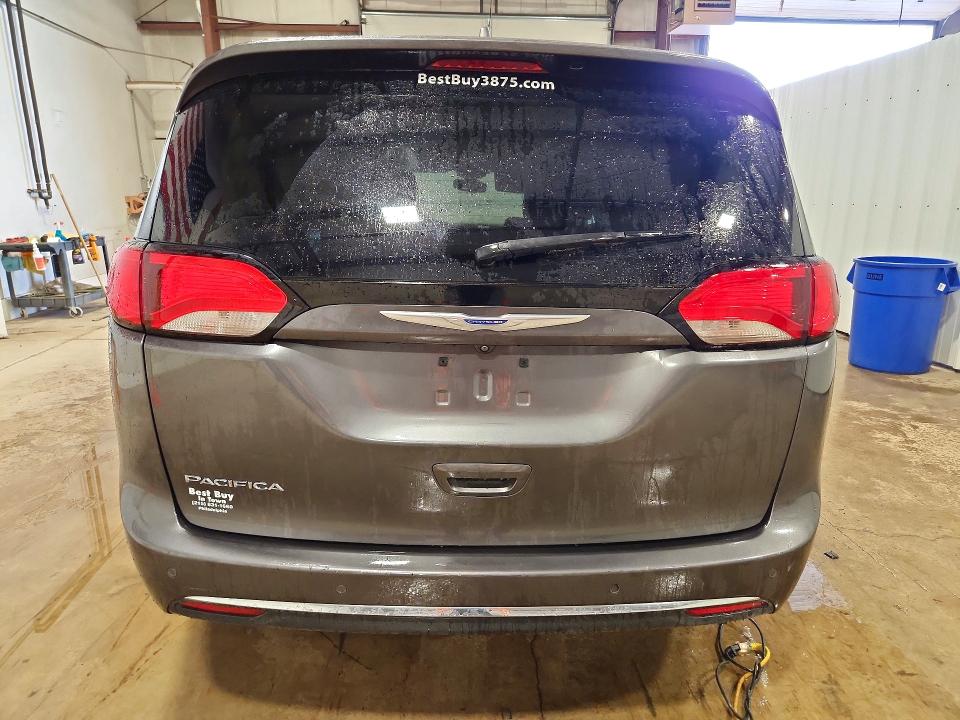 Продаж на аукціоні авто 2018 Chrysler Pacifica, vin: 2C4RC1FGXJR278890, номер лоту: 51502426
