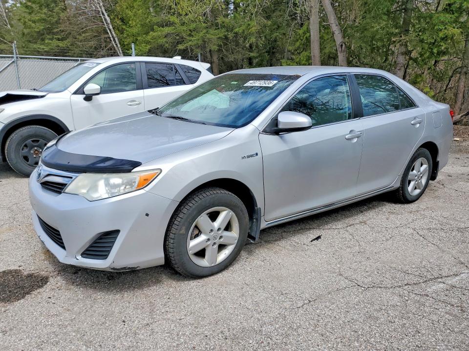 2014 Toyota Camry Hybrid მანქანა იყიდება აუქციონზე, vin: 4T1BD1FK0EU109128, აუქციონის ნომერი: 49712936