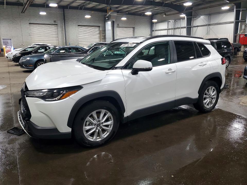 50516296 :رقم المزاد ، 7MUBAABG9PV049135 vin ، 2023 Toyota Corolla Cross مزاد بيع